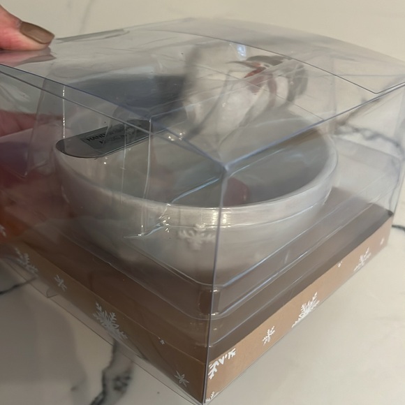 Holiday bowl with snowman ☃️ spreader - Picture 2 of 3